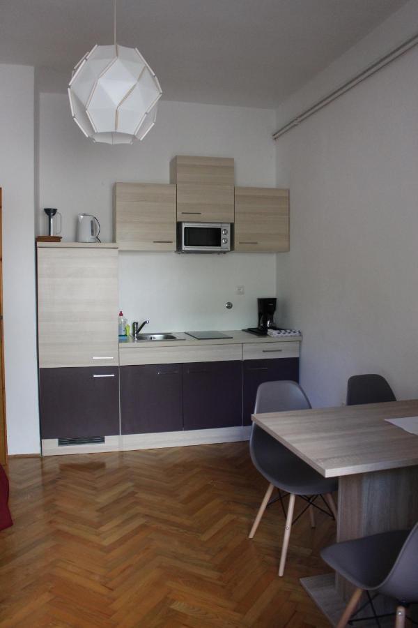 Apartmani Mia 卓得诺沃 外观 照片